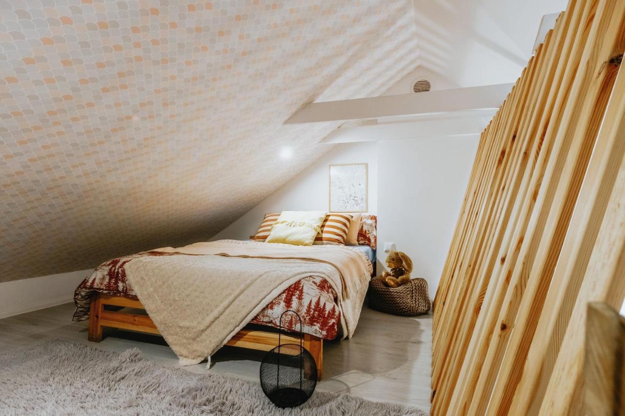 Okszow Apartament Z Antresola מראה חיצוני תמונה
